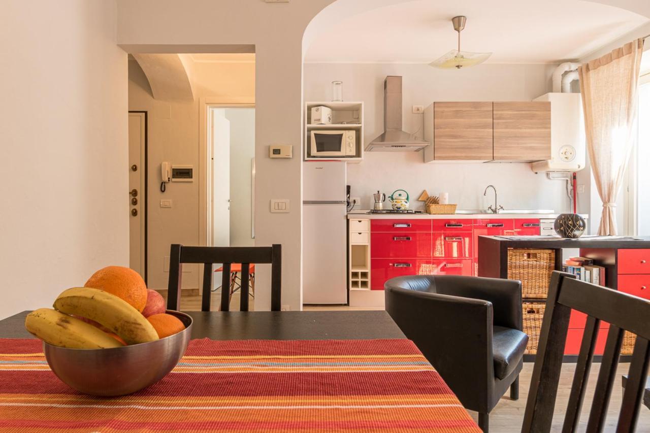 Apartment Delle Rose - เมนาจโจ ภายนอก รูปภาพ