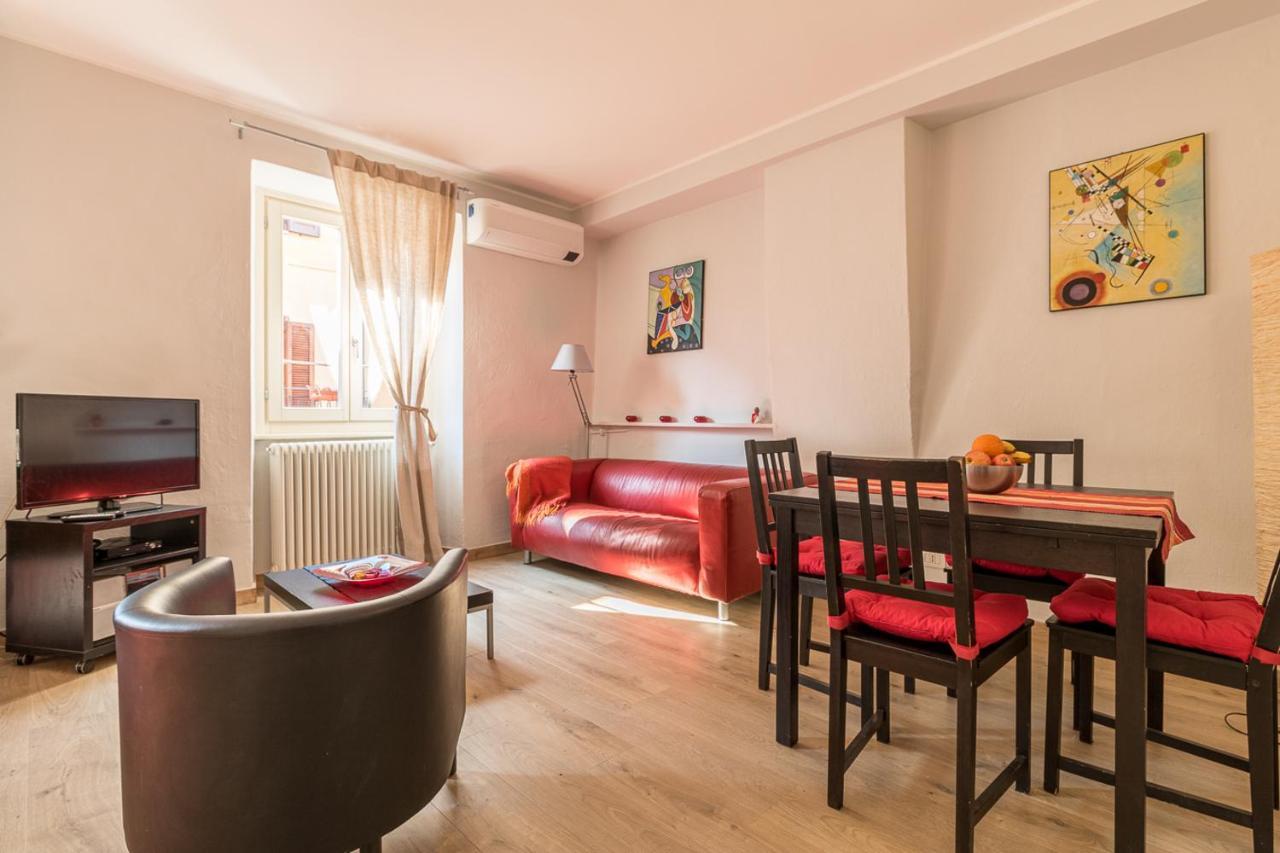 Apartment Delle Rose - เมนาจโจ ภายนอก รูปภาพ